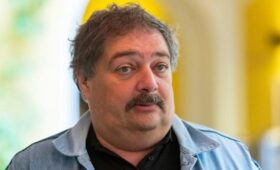 РИА Новости: писатель Быков исчез после переезда в США