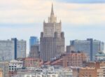 Дипломат Климов: РФ добивается от США скорейшего снятия санкций на работу посольств
