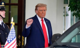 Трамп заявил, что прекратит поддержку Киева, если не заключит сделку с Зеленским