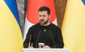 Экс-премьер Украины Азаров: Зеленский пытается сорвать встречу Путина и Трампа