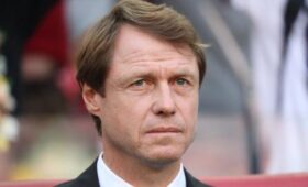 Олег Кононов покинул пост главного тренера ФК “Торпедо”