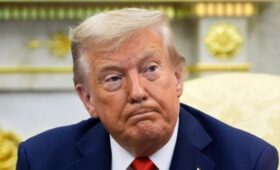 Трамп осознает, что надо сохранить присутствие Путина на мирных переговорах