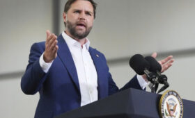 Вэнс заявил, что США получили детали переговорных позиций России и Украины