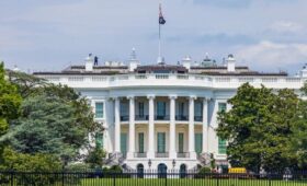 WSJ: украинских беженцев могут депортировать из США из-за администрации Трампа