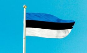Эстония призвала граждан отказаться от поездок в Россию