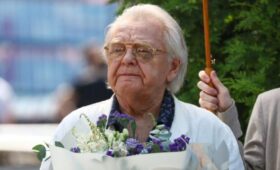 Концертный директор Юрия Антонова опроверг слухи о госпитализации певца