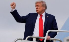 Axios: Трамп хочет провести встречу с РФ и Украиной 22 августа