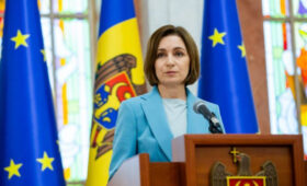 DikGAZETE: Санду отправит 700 военных на Украину в случае победы на выборах