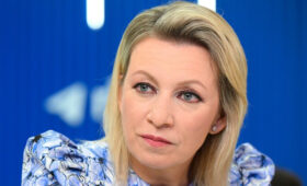 Захарова словами Высоцкого ответила на угрозу ЕС в адрес российских дипломатов