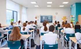 В России предложили ввести платное школьное образование для иностранцев