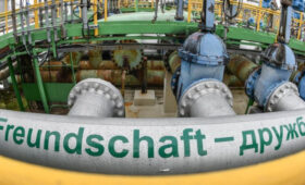 Захарова назвала бандитизмом удары ВСУ по нефтепроводу “Дружба”