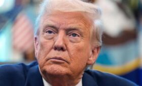 Трамп обсудит вопрос территорий на встрече с Путиным