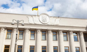 Рада может причислить контролируемые Украиной части Донбасса к другим областям