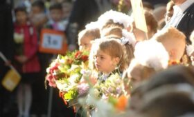 Эксперт Яковлева: сотрудника могут уволить за посещение школьной линейки 1 сентября