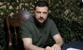 Зеленский заявил, что Украина не выведет войска из Донбасса