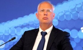 Reuters: глава РФПИ Дмитриев примет участие в саммите Путина и Трампа на Аляске