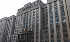 Депутат Миронов призвал повысить МРОТ до 50 тысяч рублей