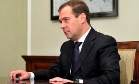 Медведев назвал военным бюджет РФ на 2026 год