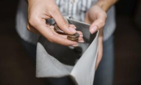 Эксперт Карпычева перечислила простые способы контролировать импульсивные покупки