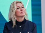 Захарова прокомментировала слова Пугачевой цитатой из Библии