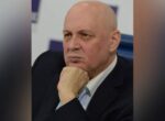 Умер российский писатель-фантаст Василий Головачев