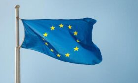 Politico: ЕС в рамках 19-го пакета санкций может ввести ограничения против Китая