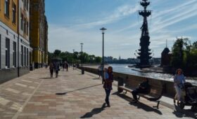 Переменная облачность и до 24 градусов тепла ожидаются в Москве 1 сентября