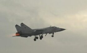 Посол РФ в Париже предостерег НАТО от попыток сбивать российские самолеты