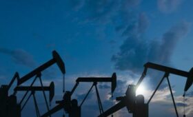 Украина перестанет поставлять нефть из России в Словакию