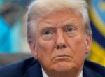 Трамп отверг свою причастность к непристойному рисунку, подаренному Эпштейну