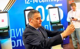 Александр Хинштейн посетил экстерриториальный участок на станции метро “Курская”