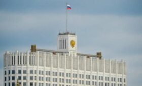 Кабмин России увеличил размер индексации окладов военных