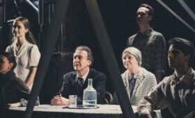 «Мосбилет» открыл эксклюзивную продажу билетов на спектакль Театра на Покровке