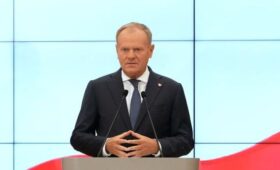 Туск заявил о нарушении воздушного пространства Польши