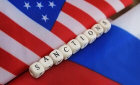 Еврокомиссия утвердила 19-й пакет санкций против России