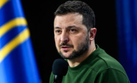 Зеленский заявил о подготовке сильных мер для давления на Россию