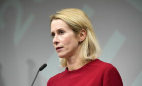Каллас назвала безрассудной эскалацией появление БПЛА над Румынией