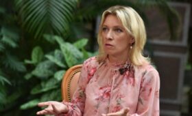 Захарова иронично прокомментировала сообщения об имуществе Умерова в США