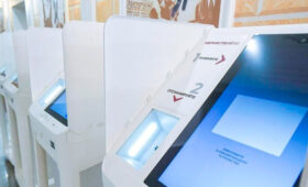 В Москве открылись избирательные участки во второй день выборов глав регионов РФ