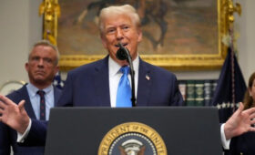 Трамп потребовал от Европы присоединиться к санкциям США против РФ