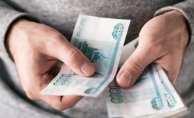 Россиянам напомнили об уплате налога на доходы по вкладам