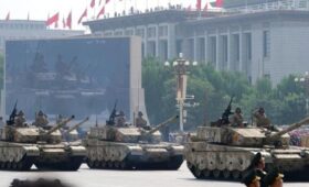 Масштабный военный парад состоялся в Пекине