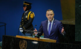 Президент Польши прокомментировал свое употребление снюса на сессии ГА ООН