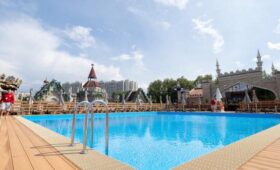 Бассейны в столичных парках закрылись на зимнюю консервацию