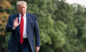 Вэнс заявил, что Трамп не видит смысла в экономической изоляции России