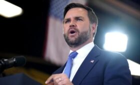 Вэнс призвал Россию «проснуться и признать реальность» по Украине