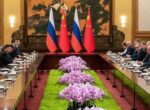 РФ и КНР подписали более 20 документов о двустороннем сотрудничестве
