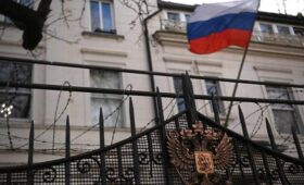 Посольство РФ в Лондоне предупредило об ответных мерах в случае хищения активов