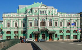 БДТ снял с репертуара спектакль с Басилашвили и Фрейндлих