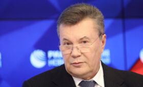 Янукович назвал вступление Украины в НАТО катастрофой для страны